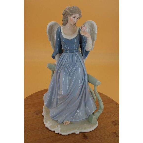 O'Well Figurine Statue Angel On Balcony With Rose Porcelain Sculpture - Picture 1 of 7